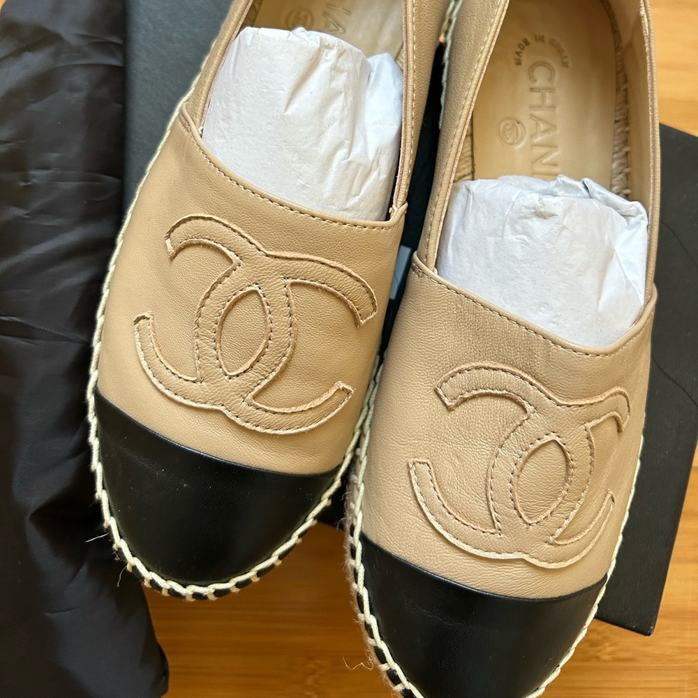 CHANEL Tan Espadrilles with Woven Detail
